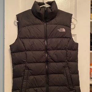 Small Women’s The North Face Vest